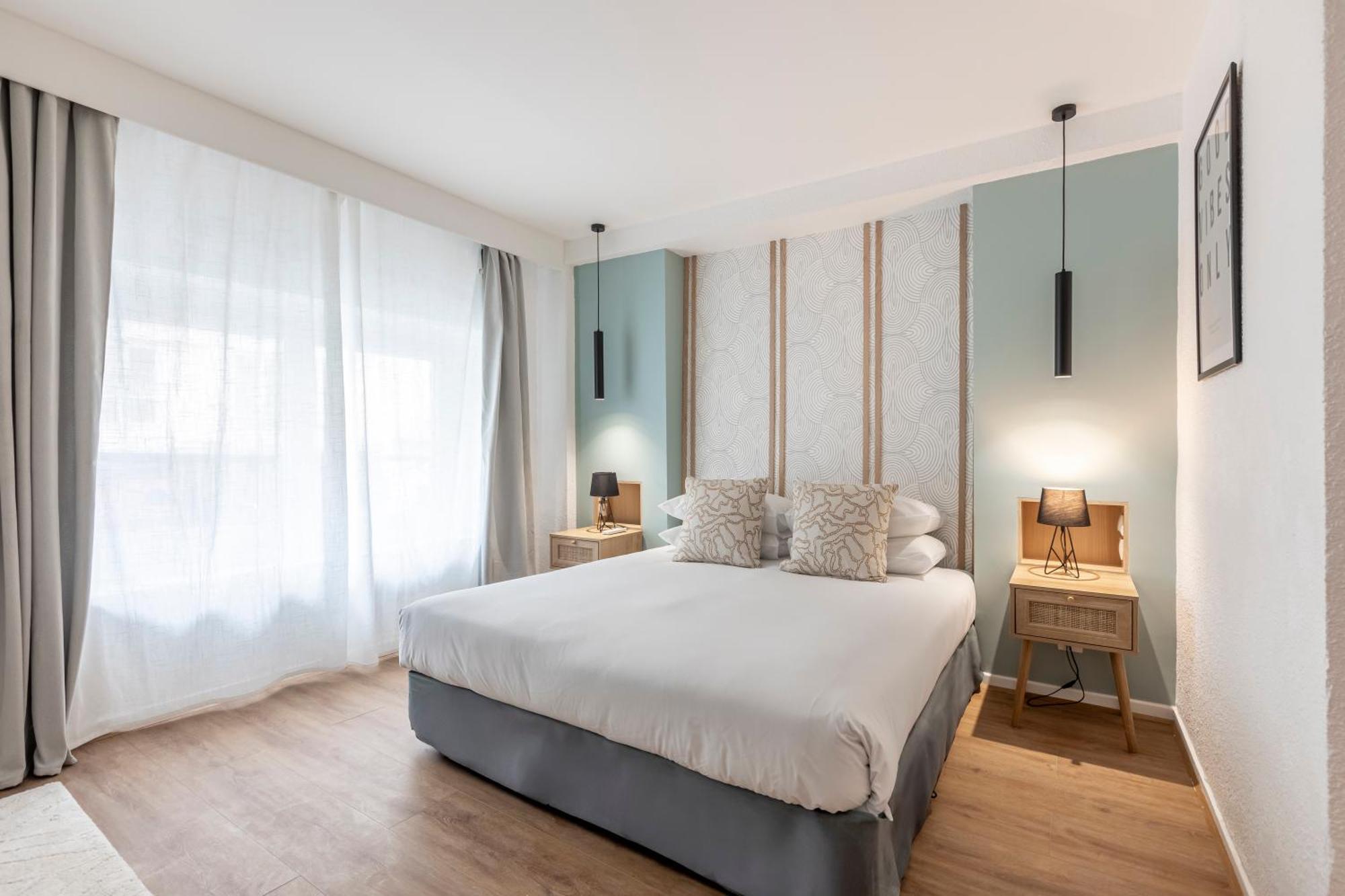 Le Bastille By Sweett Paris Phòng bức ảnh