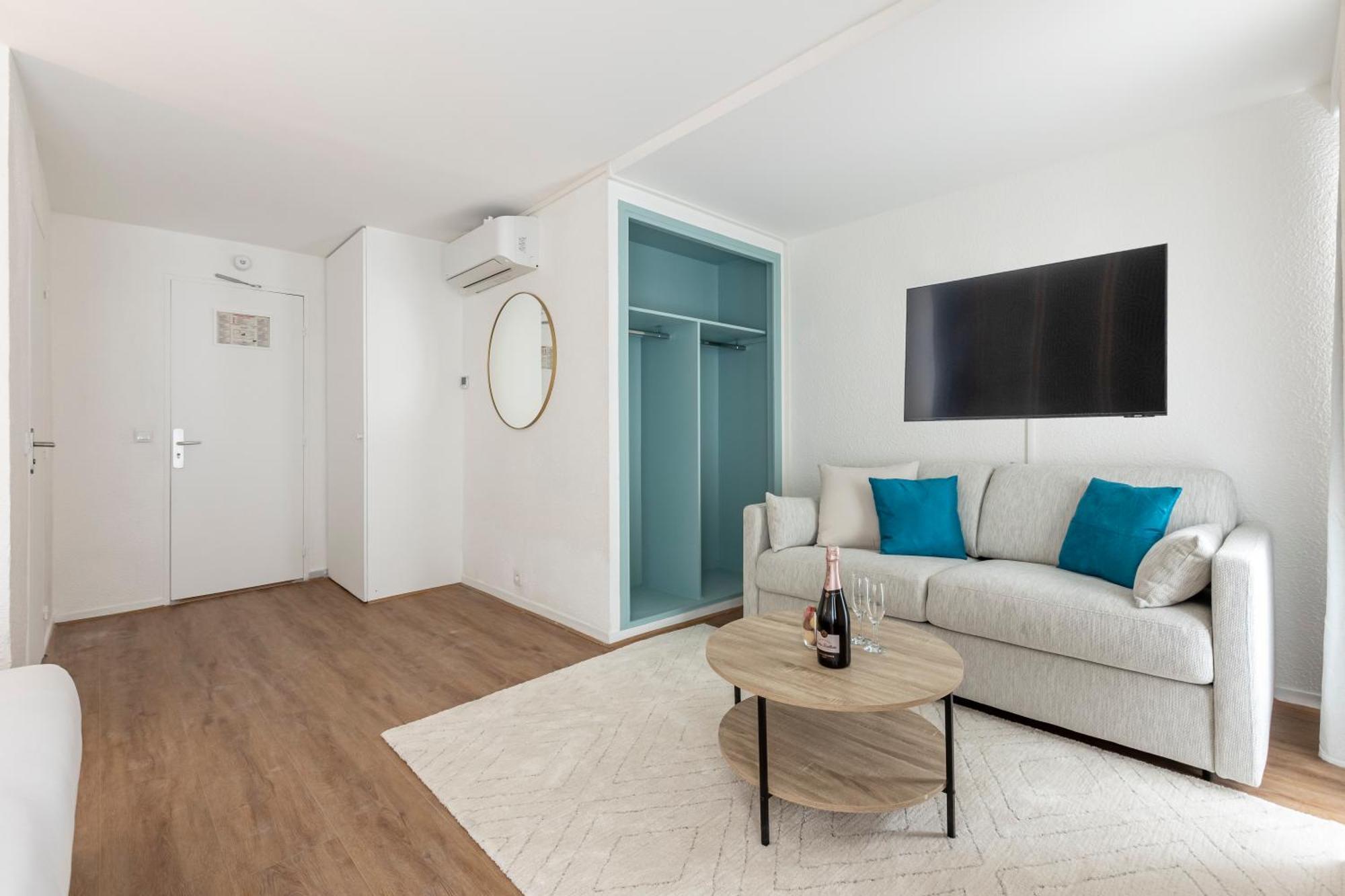 Le Bastille By Sweett Paris Phòng bức ảnh